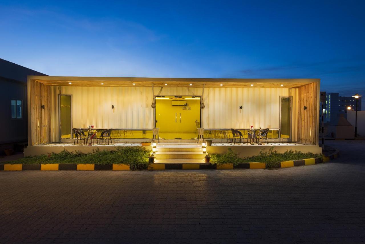 City Hotel דוקם מראה חיצוני תמונה