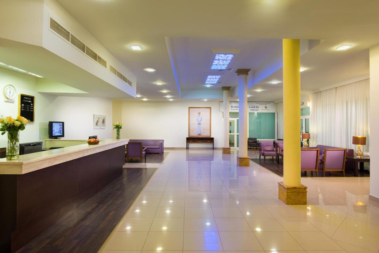City Hotel דוקם מראה חיצוני תמונה